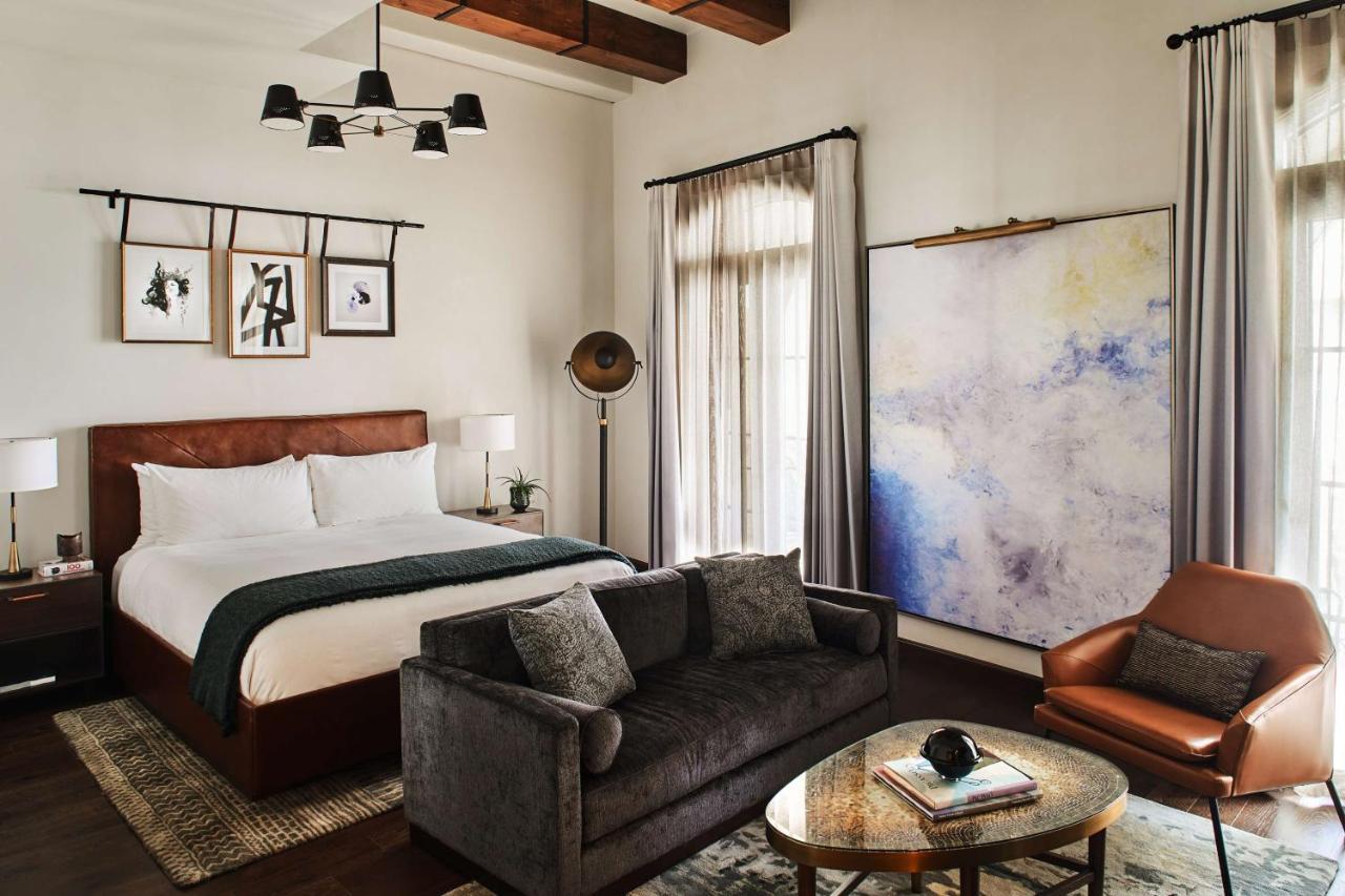 Figueroa, Unbound Collection By Hyatt